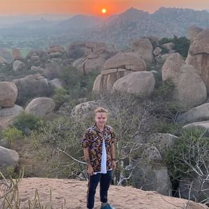 Meet your Posher, Illya